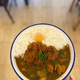 ข้าวแกงกะหรี่หมู