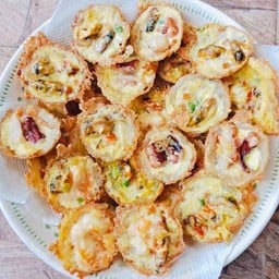 เขย่าไข่  ขนมไข่เต่า by โคยกี๊ ตลาดโคยกี๊&ตลาดศรีเมือง พลาซ่า18