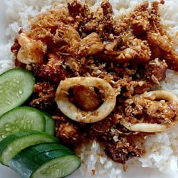 รวมมิตรกระเทียม