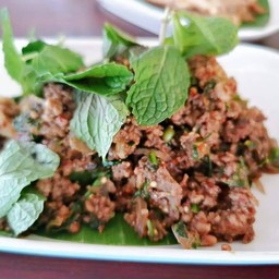 ลาบเนื้อ