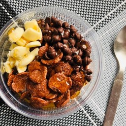 โยเกิร์ตใส่โกโก้ครั้นช์ ไวท์ช็อคชิพ ช็อคชิพ