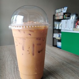 ชาไทยเย็น แก้วใหญ่ 20 ออนซ์