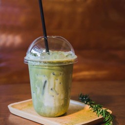 Matcha Latte (มัจฉะชาเขียว)