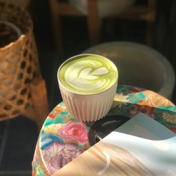 ชาเขียวมัจฉะ (ร้อน)