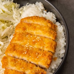 ข้าวหมูทอดทงคัตสึ (ใช้หมูสันในไม่มัน)