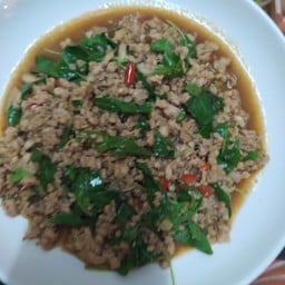 (เป็นกับ) ผัดกะเพรา