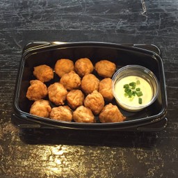 ลูกชิ้นกุ้งทอด 150 กรัม