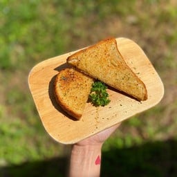 ขนมปังกระเทียม