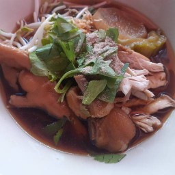 ก๋วยเตี๋ยวไก่มะระ เคหะคลองจั่น