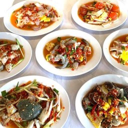 ยำแซ่บโคตรๆ