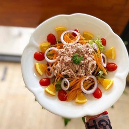 สลัดทูน่า