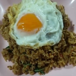 กระเพราหมูคลุกข้าว+ไข่ดาว