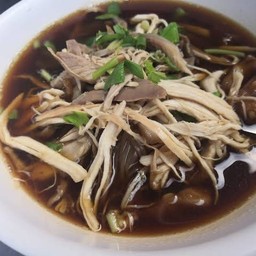 นายอ้วนข้าวมันไก่&ก๋วยเตี๋ยวไก่มะระ