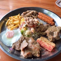 สเต๊กถาด (หมู-หมู-หมู)