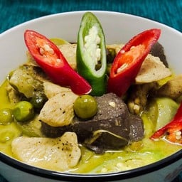 SET 4 - ขนมจีนแกงเขียวหวานไก่