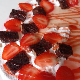 เครปเย็นสตรอว์เบอร์รี่+บราวนี่