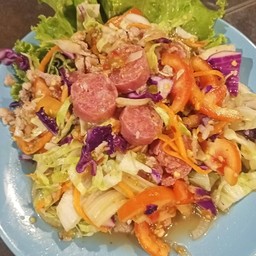 patokus ส้มตำ  ริมบึง