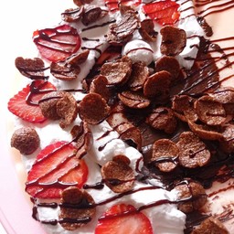 เครปเย็น สตรอว์เบอร์รี่+นูเทลล่า+โกโก้ครั้น