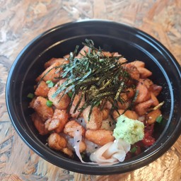 ข้าวแซลมอนทอดเกลือ