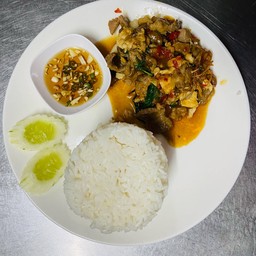 ข้าวกะเพราหมู