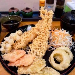 กุ้งเทมปุระและผัก