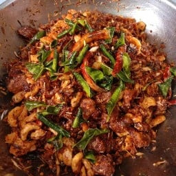 น้ำพริกกากหมูสมุนไพร บางกะปิ น้ำพริกกากหมูแฮปปี้แลนด์