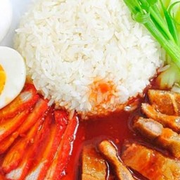 ข้าวหมูแดงหมูกรอบ