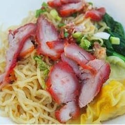 หมี่เกี๊ยวหมูแดง