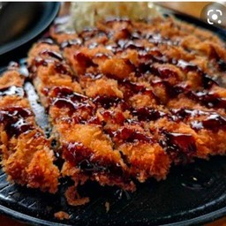 ข้าวหน้าหมูทอดทงคัตสึ