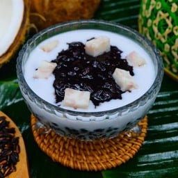 ข้าวเหนียวดำเผือกกะทิสด