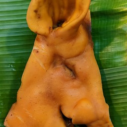 หัวหมู ต้มน้ำปลา