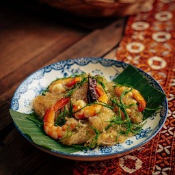 ผัดสามเหม็น