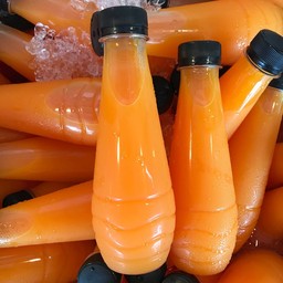 ลูกชิ้นทอด น้ำปั่นคุณภัค @หน้าห้างแม็คโคร