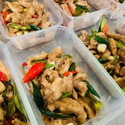 หมูผัดกะปิ