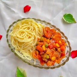 สปาเก็ตตี้ซอสมะเขือเทศ