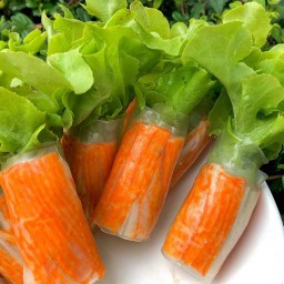 สลัดโรลชาวเบิ้ม