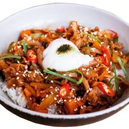 ข้าวสันคอหมูสไลด์ผัดซอสโคชูจัง
