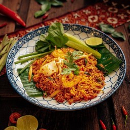 ข้าวผัดต้มยำทะเล