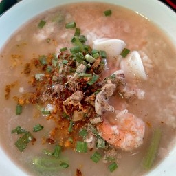 ข้าวต้มทะเลทรงเครื่ง