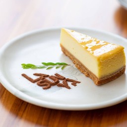 NEW YORK CHEESE CAKE