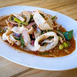 ลาบปลาหมึก