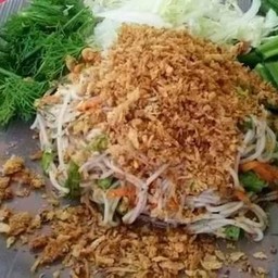 ยำขนมจีน ปลาร้า