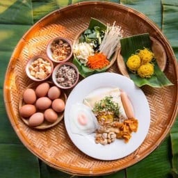 มากินกัน ข้าวพันลับแล