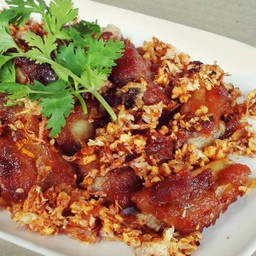 หมูหันทอดกระเทียมพริกไทย