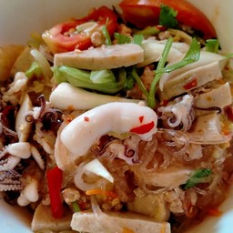 ยำวุ้นเส้นรวมมิตร
