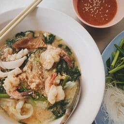 สุกี้ (แห้ง ,น้ำ) เนื้อหมัก ,ปลากระพง