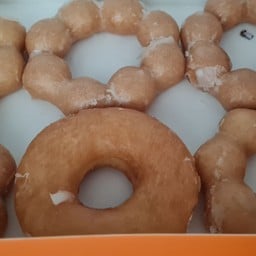 Dunkin' โลตัส ชลบุรี