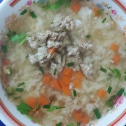 ข้าวต้มหมูสับ