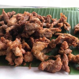 ข้าวเหนียวหมูทอดห่อใบตอง