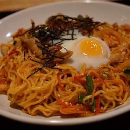 ราเม็งหมูผัดซอสกิมจิ